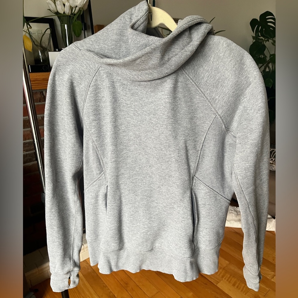 Lululemon Grey Pullover Hoodie Size 10
